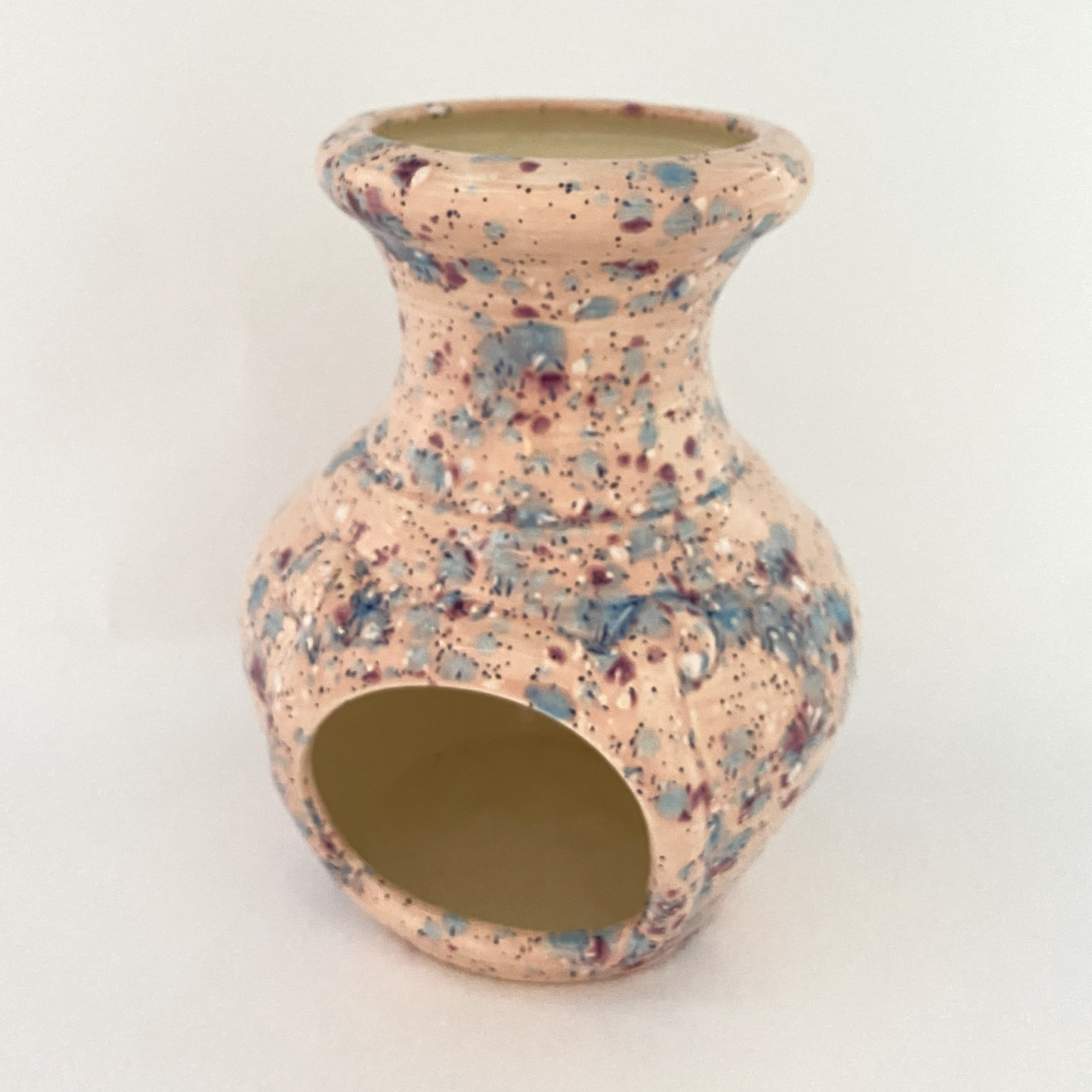 Cotton Candy Vase Hide