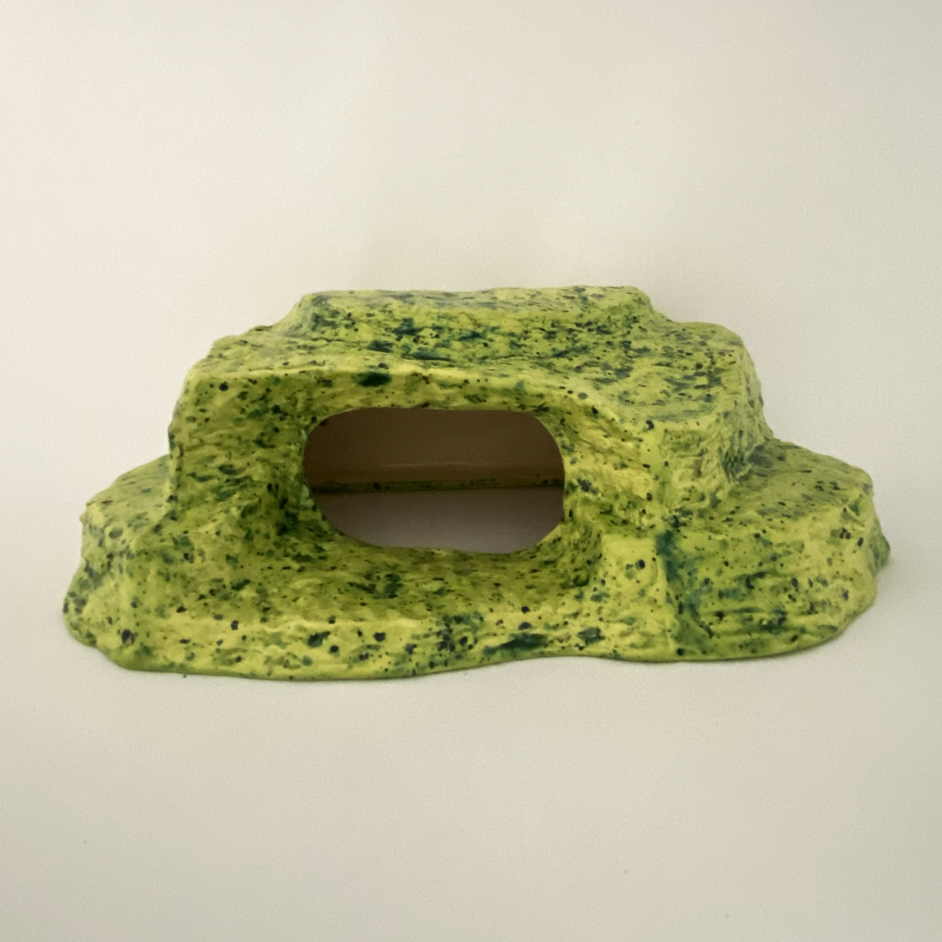 Large Cave Rock Hide – Fast Giraffe Studio